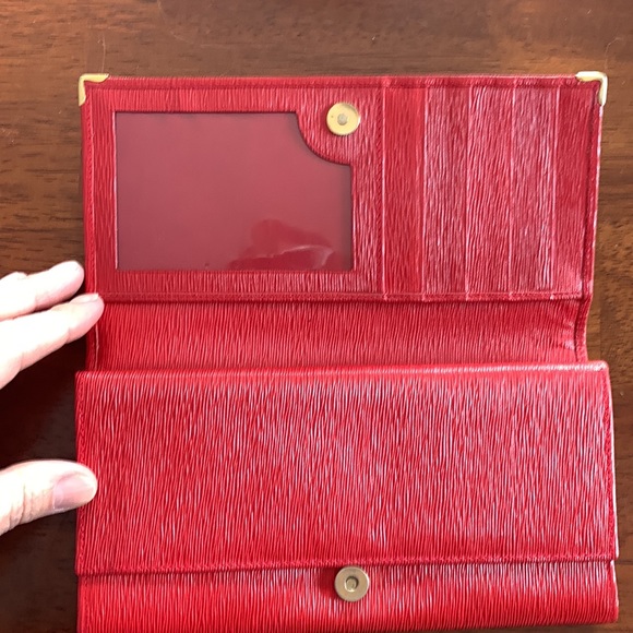 Nina Ricci Wallet - Picture 3 of 8